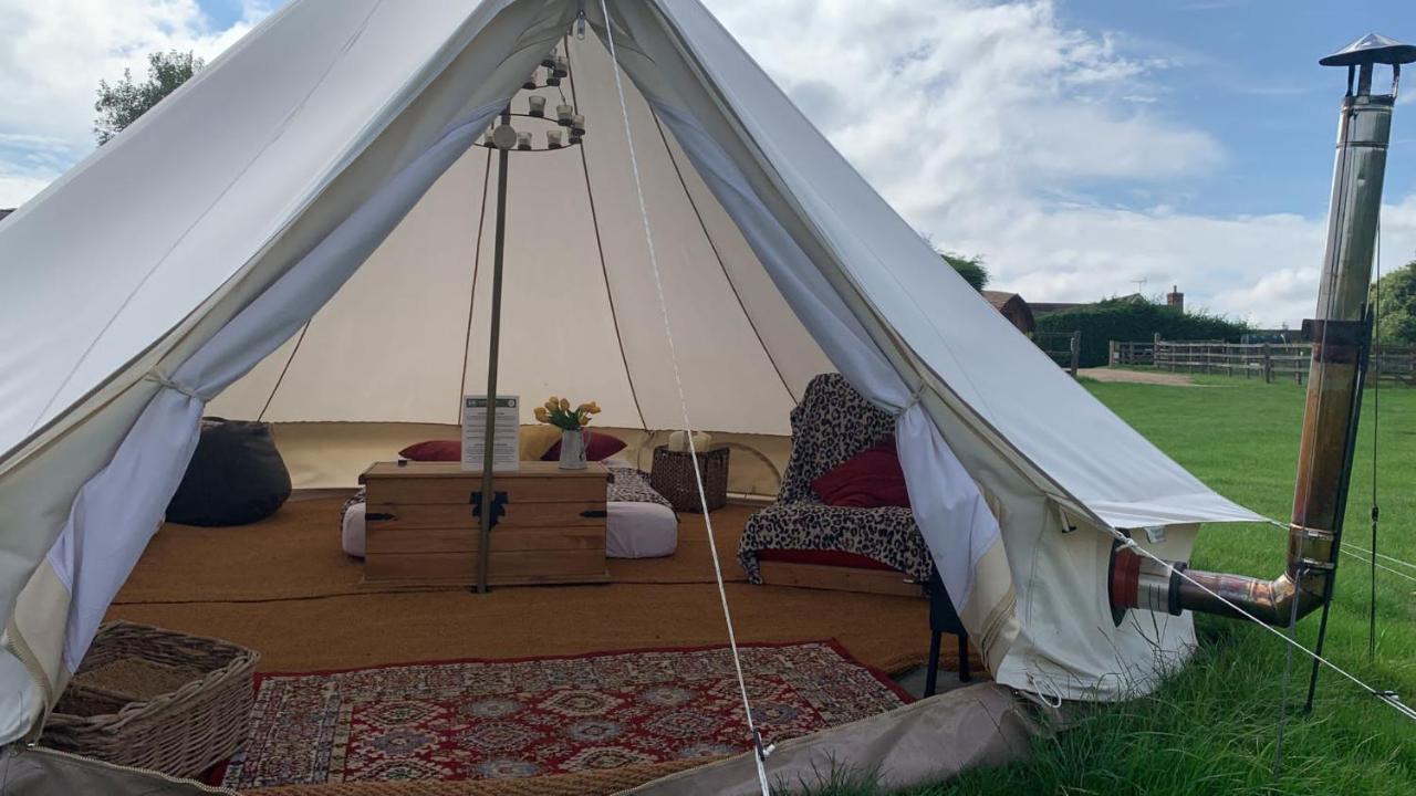 Home Farm Radnage Glamping Bell Tent 2, With Log Burner And Fire Pit Екстериор снимка